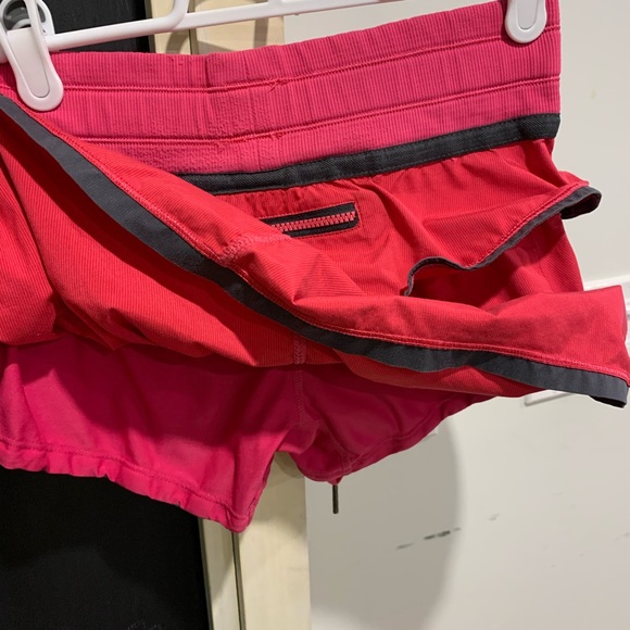 Lululemon skort - Picture 3 of 3